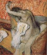 Edgar Degas The lady wiping body after bath painting
